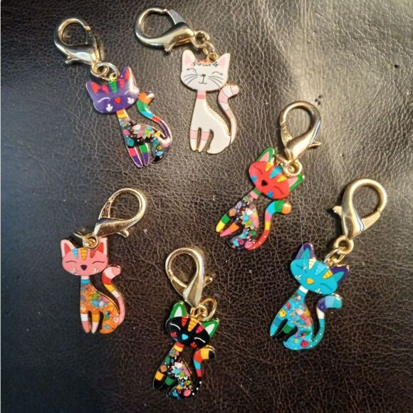 Laurel Burch CAT Bag NWOT Purple Gold Blue Red PLUS Free Cat Charm Keychain - Picture 9 of 9